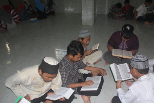 Original Name_Darul Arqam Kelas 6 Mabit 2014_069